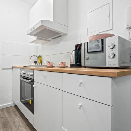 Wohnung In Zentraler Lage - Kostenlose Parkplaetze Kassel Luaran gambar