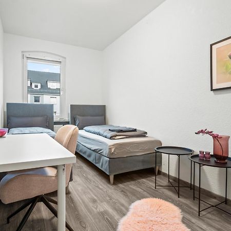 Wohnung In Zentraler Lage - Kostenlose Parkplaetze Kassel Luaran gambar