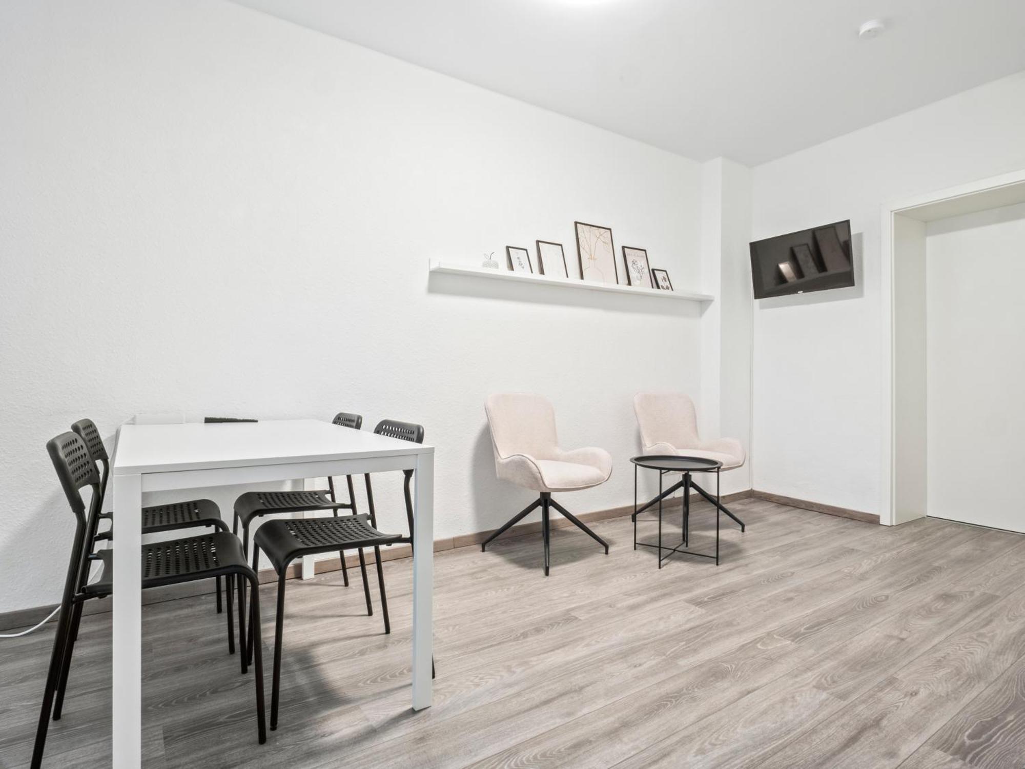 Wohnung In Zentraler Lage - Kostenlose Parkplaetze Kassel Luaran gambar