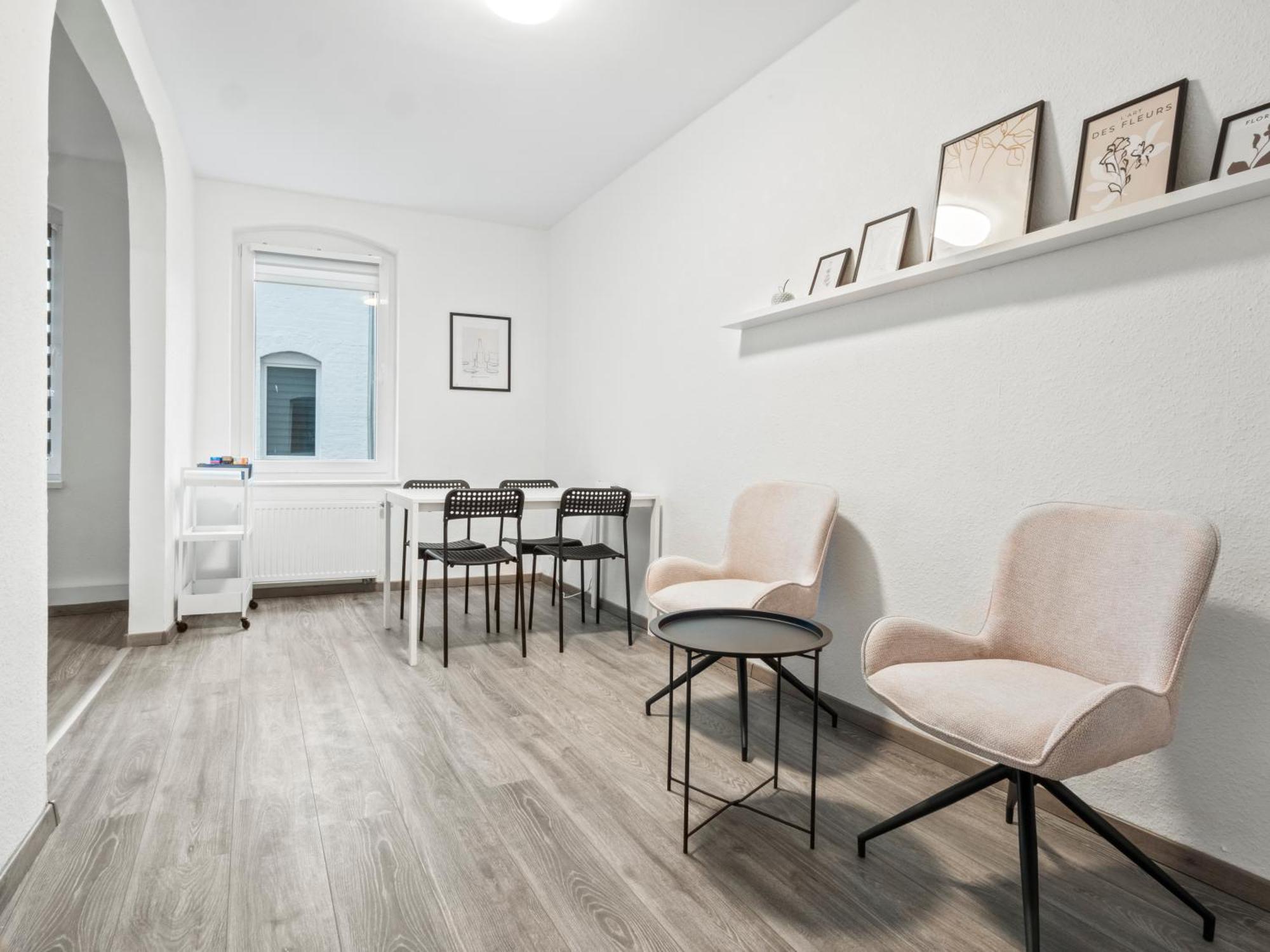 Wohnung In Zentraler Lage - Kostenlose Parkplaetze Kassel Luaran gambar